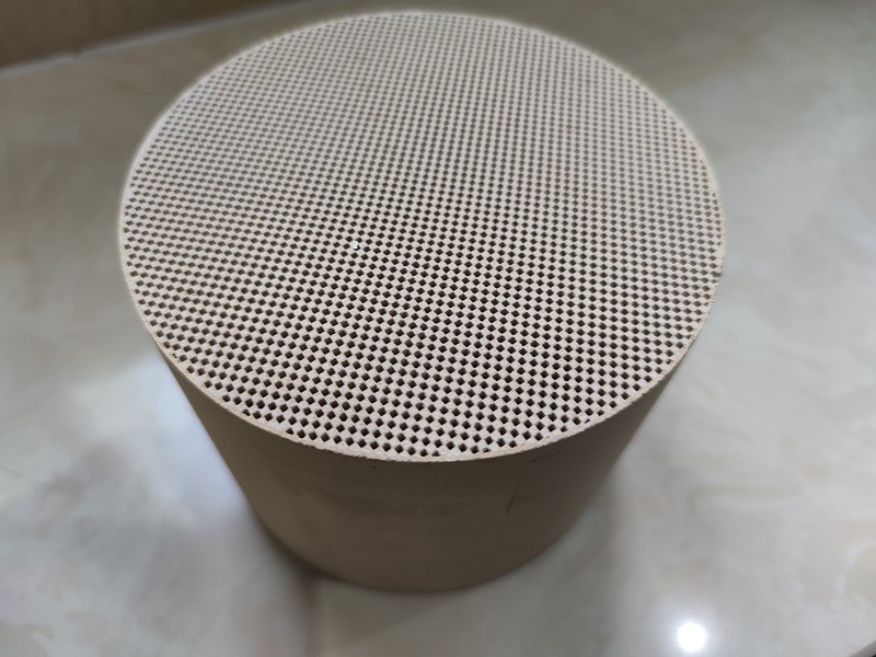 200 CPSI 300 CPSI Gasoline Catalyst Wall Flow Carrier Coated CGPF